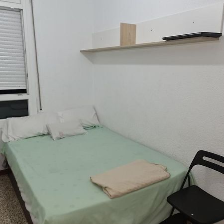 Piso habitación Barcelona Exterior foto
